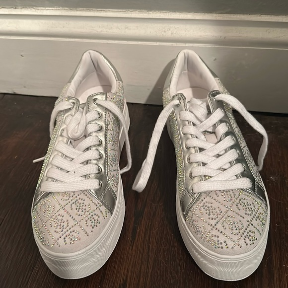 Guess Shoes Sneakers Brand New Poshmark